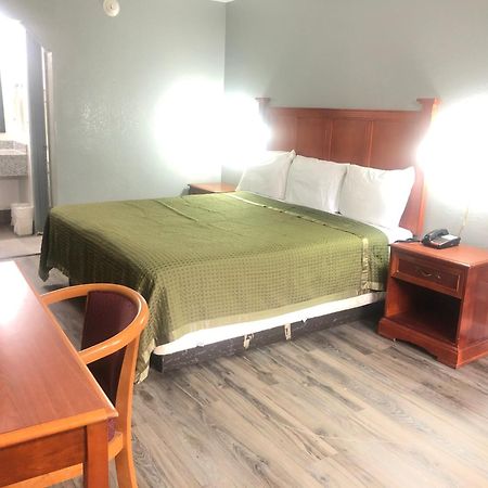 Rodeway Inn Норт-Литл-Рок Экстерьер фото